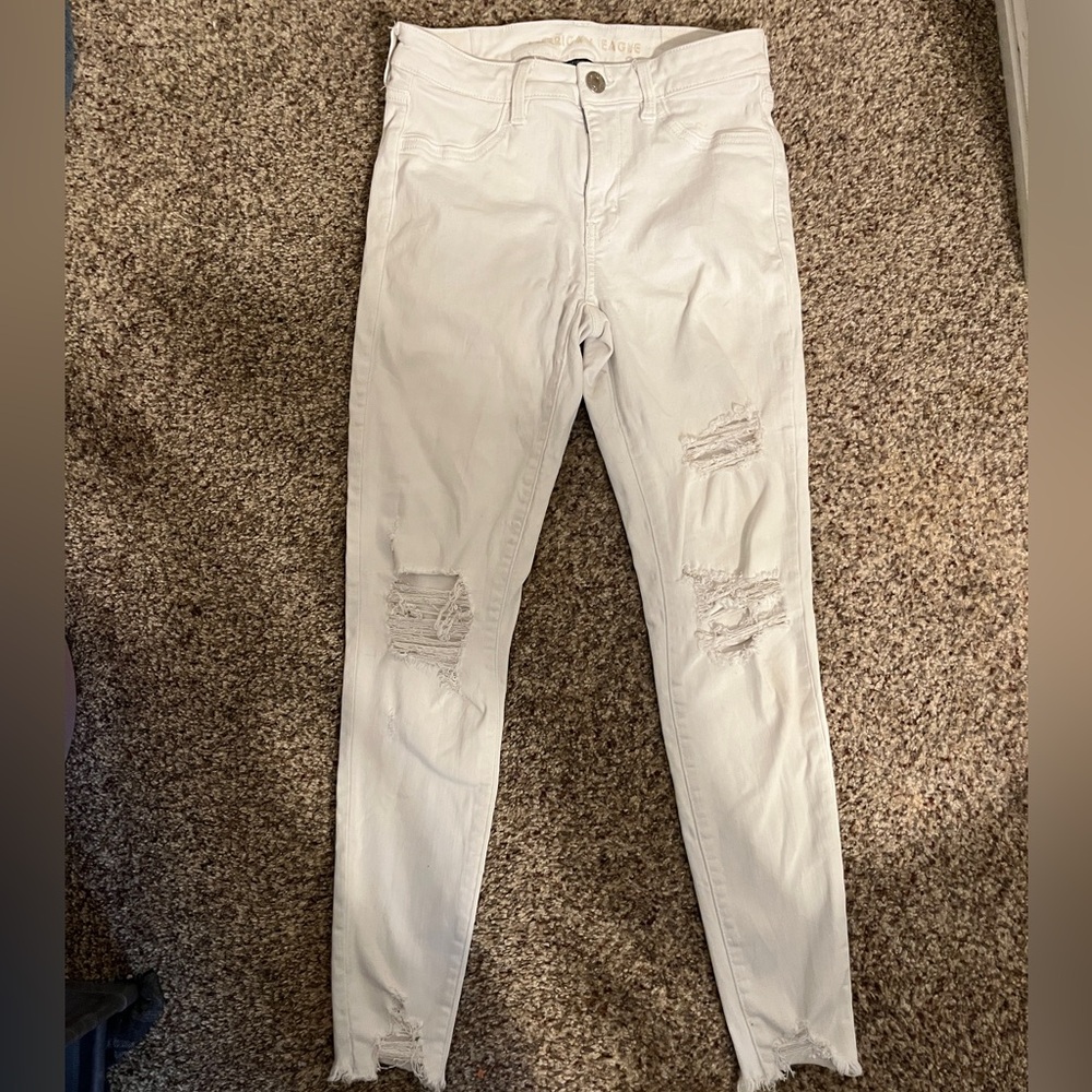 American Eagle Outfitters White Distressed Skinny Jeans